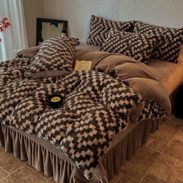 91家纺网 家纺一手货源 找家纺 子曰 2025新款美拉德高克重兔绒牛奶绒床盖款四件套 简约款-格调