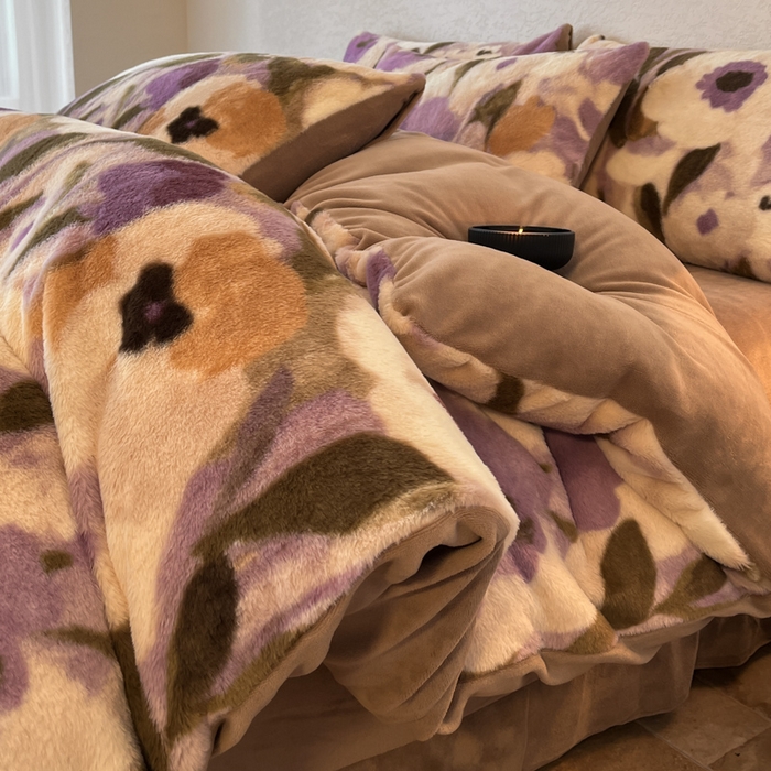 91家纺网 家纺一手货源 找家纺 子曰 2025新款美拉德高克重兔绒牛奶绒床盖款四件套 简约款-花海紫