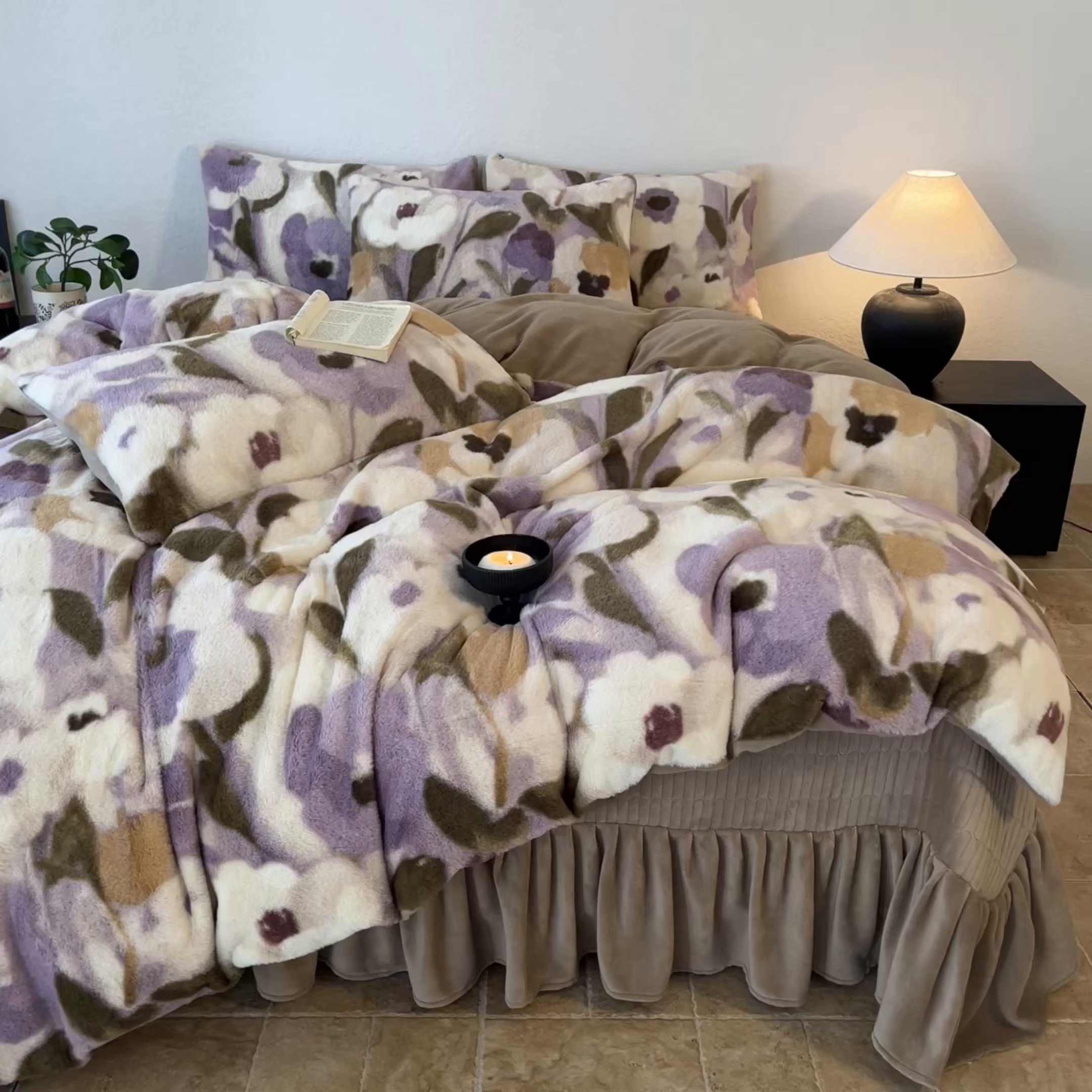 91家纺网 家纺一手货源 找家纺 子曰 2025新款美拉德高克重兔绒牛奶绒床盖款四件套 简约款-花海紫