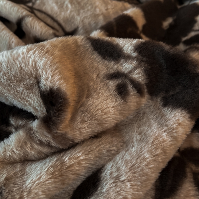 91家纺网 家纺一手货源 找家纺 子曰 2025新款美拉德高克重兔绒牛奶绒床盖款四件套 简约款-花语