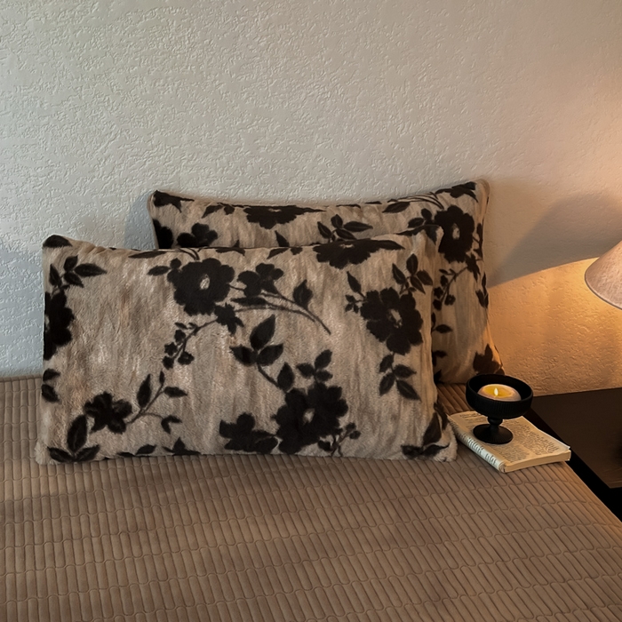 91家纺网 家纺一手货源 找家纺 子曰 2025新款美拉德高克重兔绒牛奶绒床盖款四件套 简约款-花语