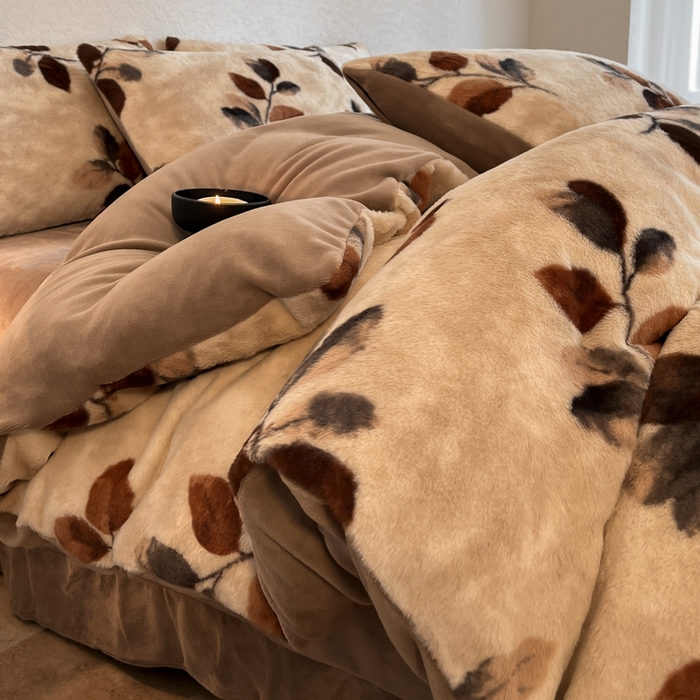 91家纺网 家纺一手货源 找家纺 子曰 2025新款美拉德高克重兔绒牛奶绒床盖款四件套 简约款-曼丽