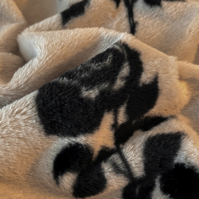 91家纺网 家纺一手货源 找家纺 子曰 2025新款美拉德高克重兔绒牛奶绒床盖款四件套 简约款-玫瑰(白)