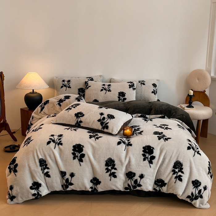 91家纺网 家纺一手货源 找家纺 子曰 2025新款美拉德高克重兔绒牛奶绒床盖款四件套 简约款-玫瑰(白)