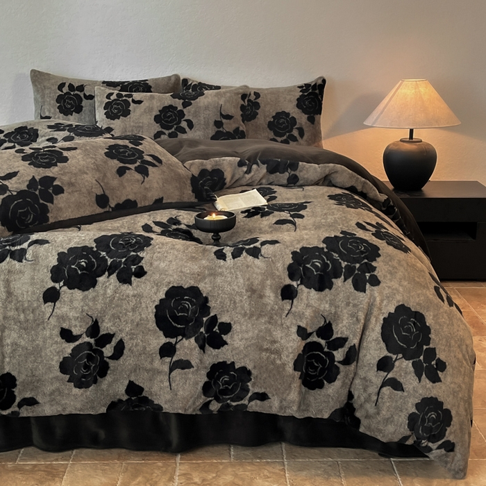 91家纺网 家纺一手货源 找家纺 子曰 2025新款美拉德高克重兔绒牛奶绒床盖款四件套 简约款-玫瑰灰