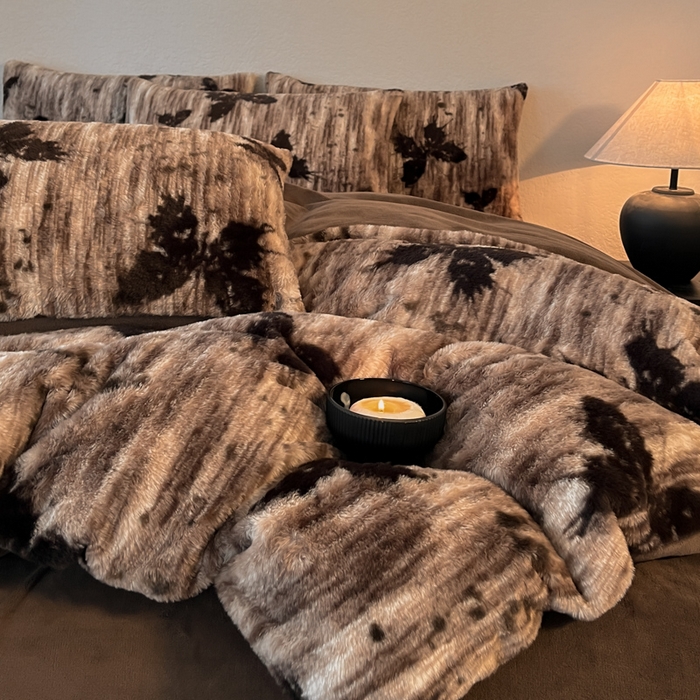 91家纺网 家纺一手货源 找家纺 子曰 2025新款美拉德高克重兔绒牛奶绒床盖款四件套 简约款-梦境棕