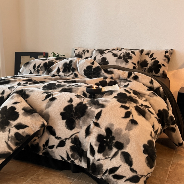 91家纺网 家纺一手货源 找家纺 子曰 2025新款美拉德高克重兔绒牛奶绒床盖款四件套 简约款-莫奈