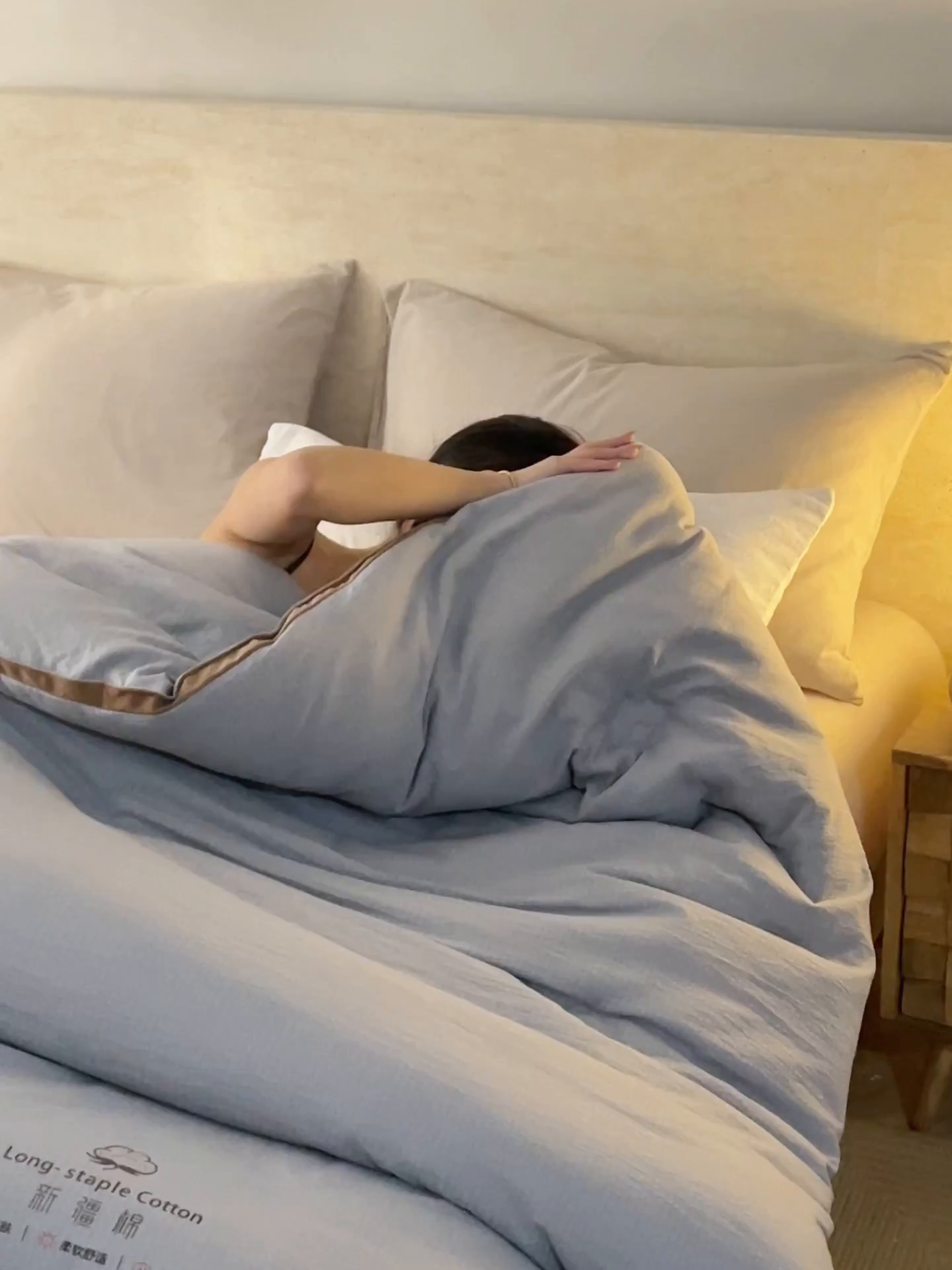 91家纺网 家纺一手货源 找家纺 子由家居 2025新款木棉立体100%棉花被被子被芯 木棉棉花-雅灰