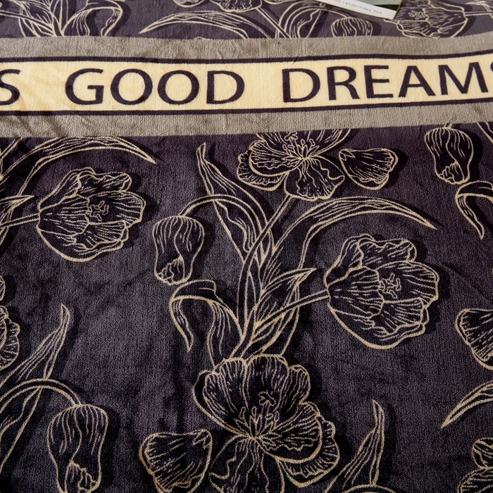 91家纺网 家纺一手货源 找家纺 栩裕 2025新款7斤重牛奶金貂绒印花牛奶绒四件套 林间晨曲