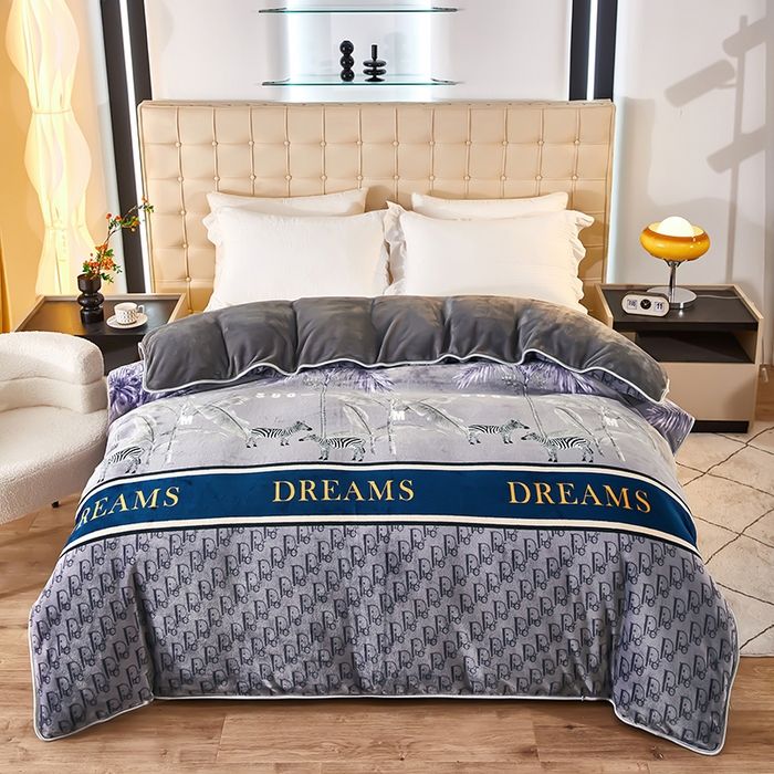 91家纺网 家纺一手货源 找家纺 栩裕 2025新款7斤重牛奶金貂绒印花牛奶绒四件套 骑士