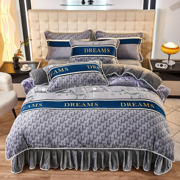 91家纺网 家纺一手货源 找家纺 栩裕 2025新款7斤重牛奶金貂绒印花牛奶绒四件套 骑士