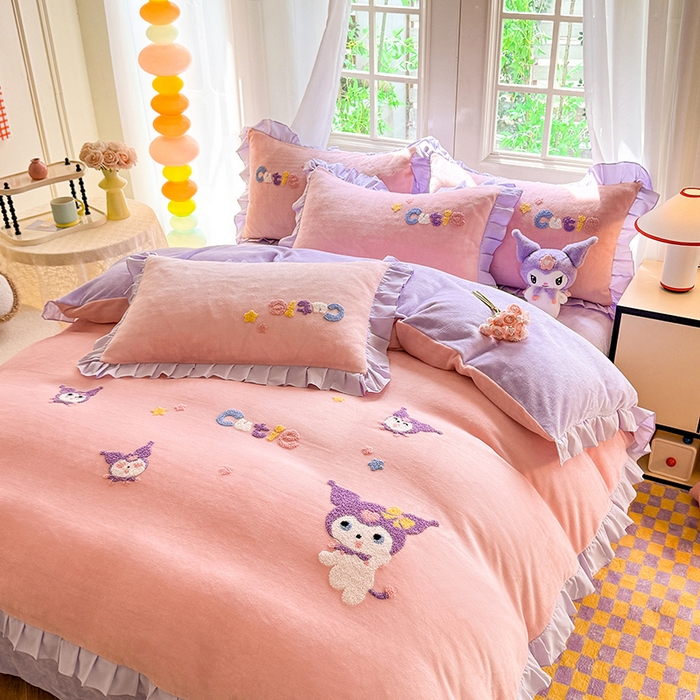 91家纺网 家纺一手货源 找家纺 雨菲家纺 2025新款高克重加厚牛奶绒毛巾绣韩版荷叶花边四件套-美美兔 美美兔粉紫