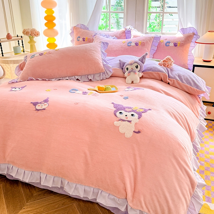 91家纺网 家纺一手货源 找家纺 雨菲家纺 2025新款高克重加厚牛奶绒毛巾绣韩版荷叶花边四件套-美美兔 美美兔粉紫