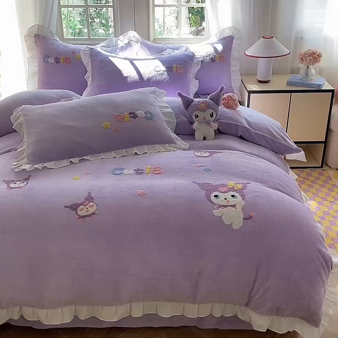 91家纺网 家纺一手货源 找家纺 雨菲家纺 2025新款高克重加厚牛奶绒毛巾绣韩版荷叶花边四件套-美美兔 美美兔紫