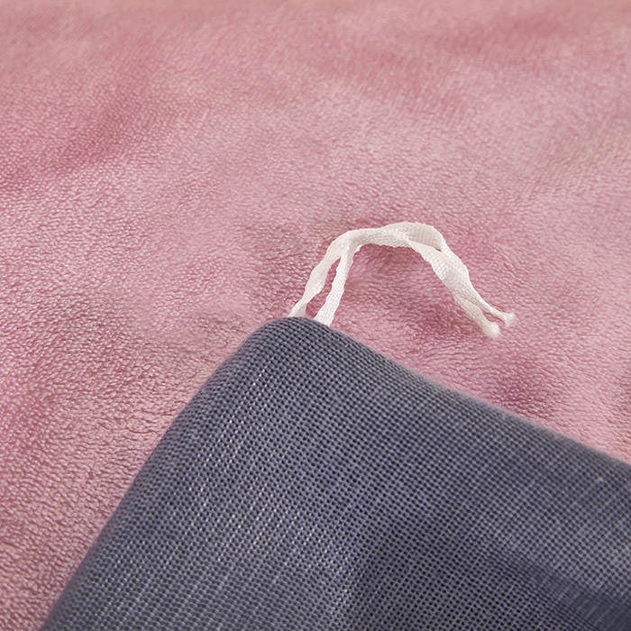 91家纺网 家纺一手货源 找家纺 栩裕 2025新款7斤重牛奶金貂绒印花牛奶绒四件套 童心粉