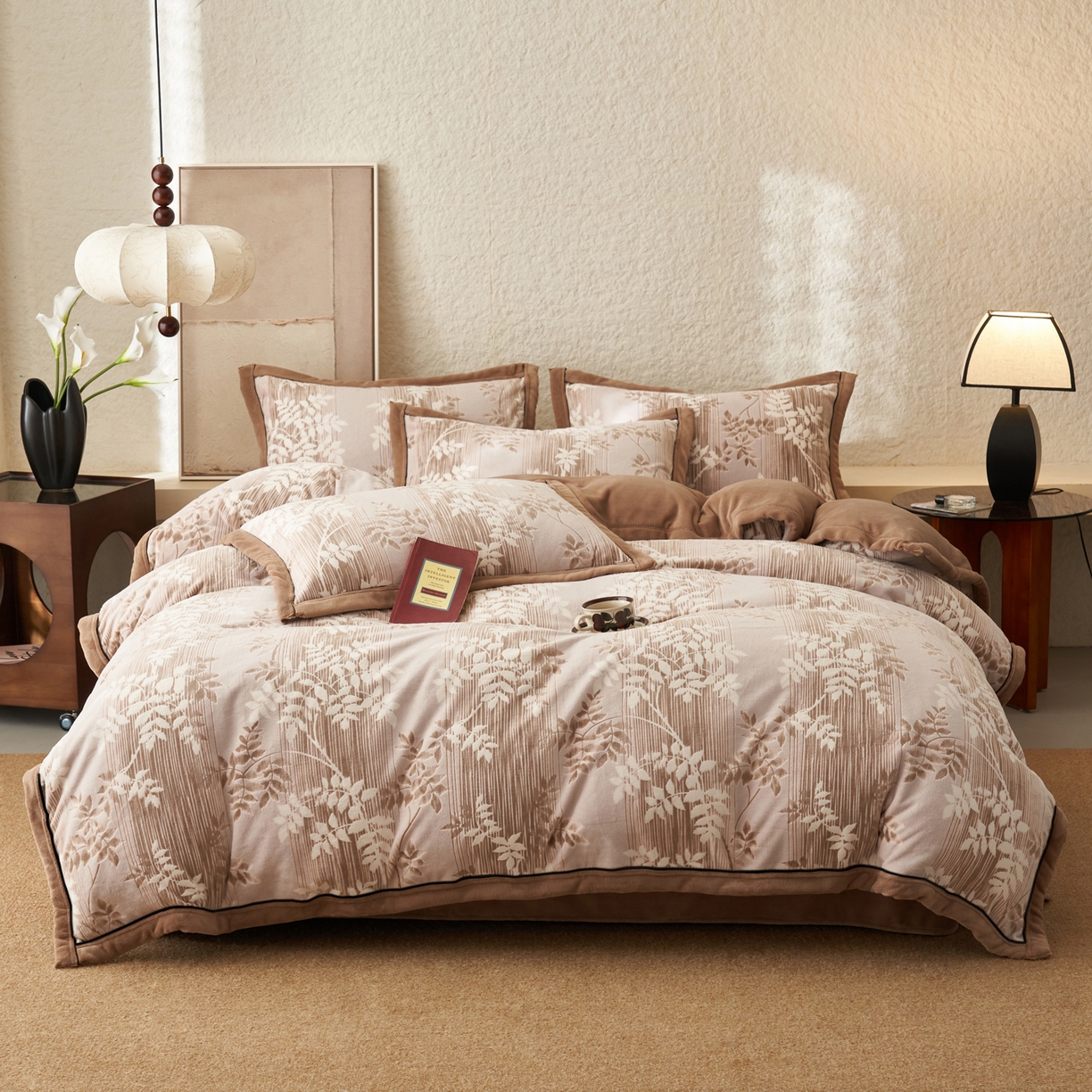 91家纺网 家纺一手货源 找家纺 子由家居 2025新款230g牛奶绒染色雕花可拆洗被套冬被 雕花被套-海棠