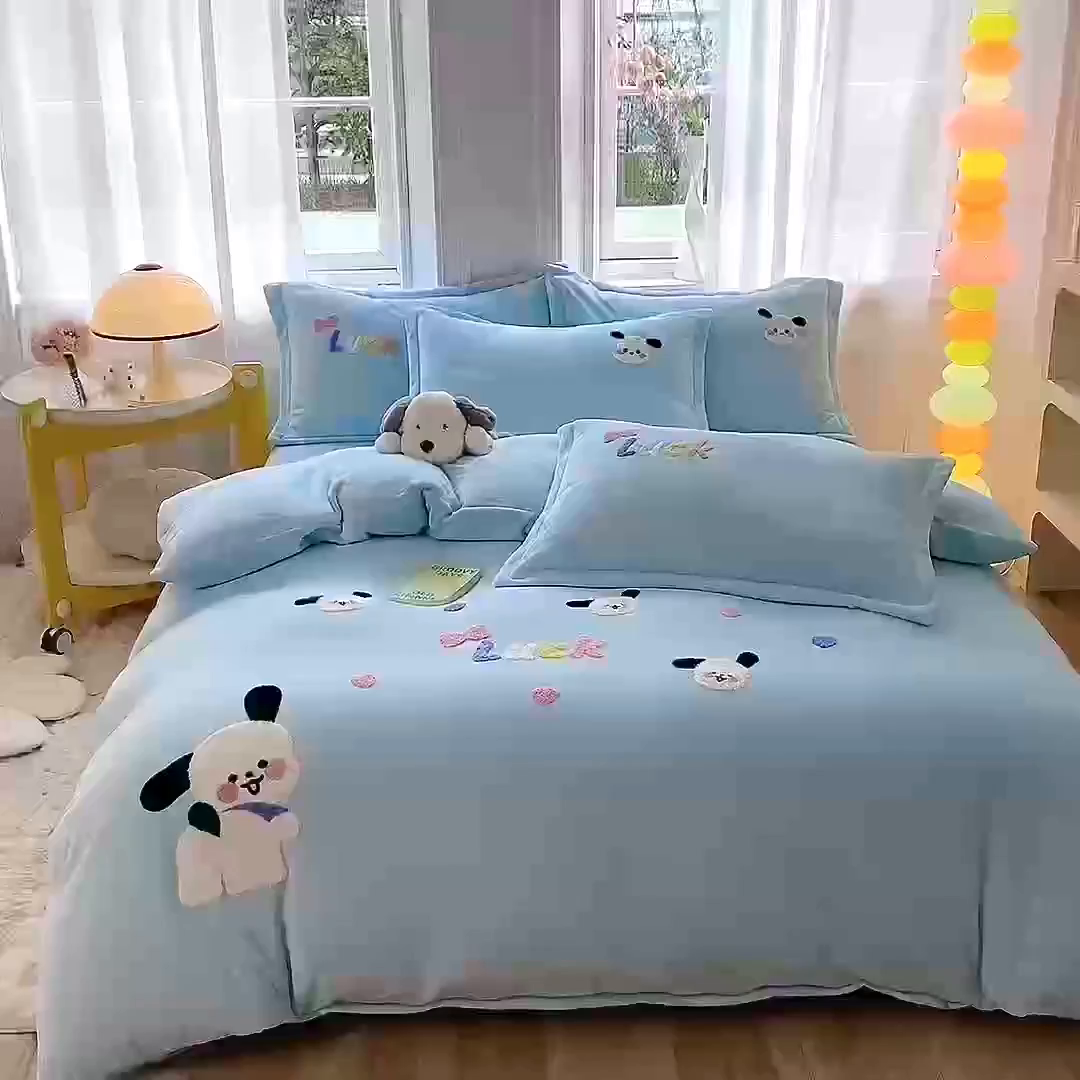 91家纺网 家纺一手货源 找家纺 （总）雨菲家纺 2025新款高克重加厚简约毛巾绣花牛奶绒四件套