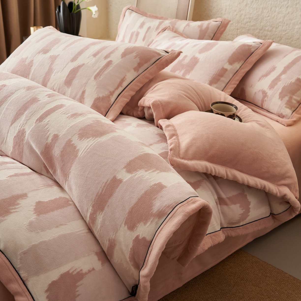 子由家居 2025新款230g牛奶绒染色雕花可拆洗被套冬被 雕花被套-云中行