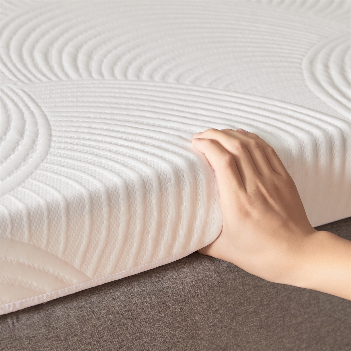 91家纺网 家纺一手货源 找家纺 芊梵床垫 2025新款记忆棉复合海绵床垫 记忆棉复合海绵床垫（厚9cm）