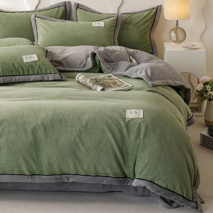 91家纺网 家纺一手货源 找家纺 子由家居 2024新款牛奶绒双拼可拆洗冬被被子被芯 双拼可拆洗-牛油果绿+浅灰