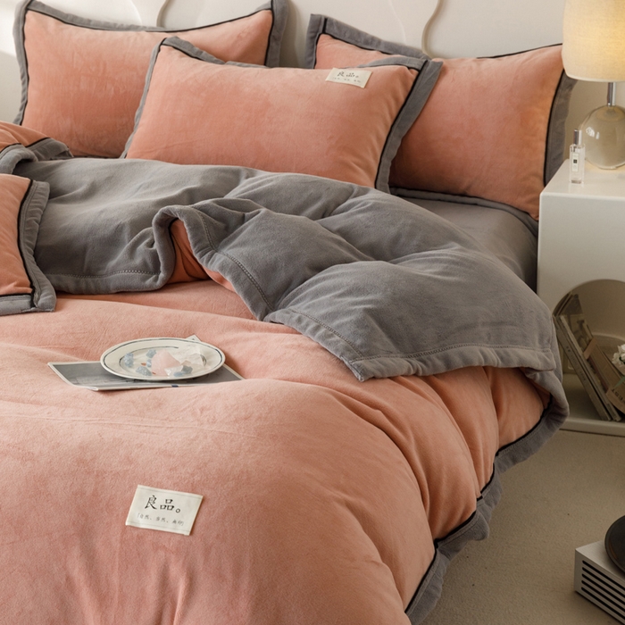 91家纺网 家纺一手货源 找家纺 子由家居 2024新款牛奶绒双拼可拆洗冬被被子被芯 双拼可拆洗-豆沙+浅灰