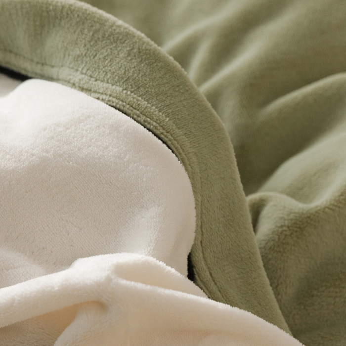 91家纺网 家纺一手货源 找家纺 子由家居 2024新款牛奶绒双拼可拆洗冬被被子被芯 双拼可拆洗-米白+浅水绿