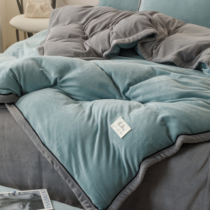 91家纺网 家纺一手货源 找家纺 （总）子由家居 2024新款牛奶绒双拼可拆洗冬被被子被芯