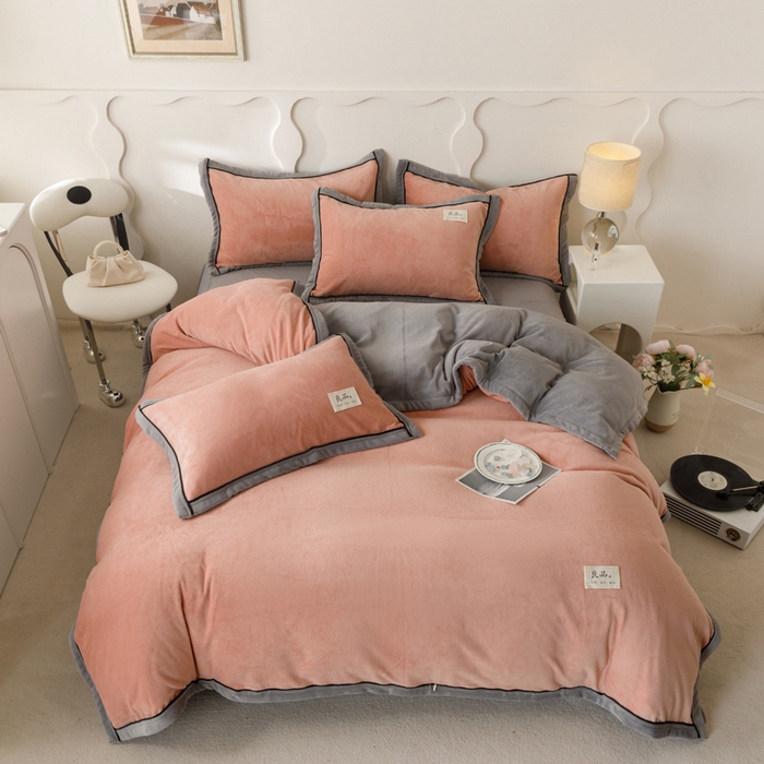 91家纺网 家纺一手货源 找家纺 子由家居 2024新款牛奶绒双拼可拆洗冬被被子被芯 双拼可拆洗-豆沙+浅灰