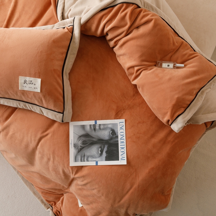 91家纺网 家纺一手货源 找家纺 子由家居 2024新款牛奶绒双拼可拆洗冬被被子被芯 双拼可拆洗-焦糖+米驼