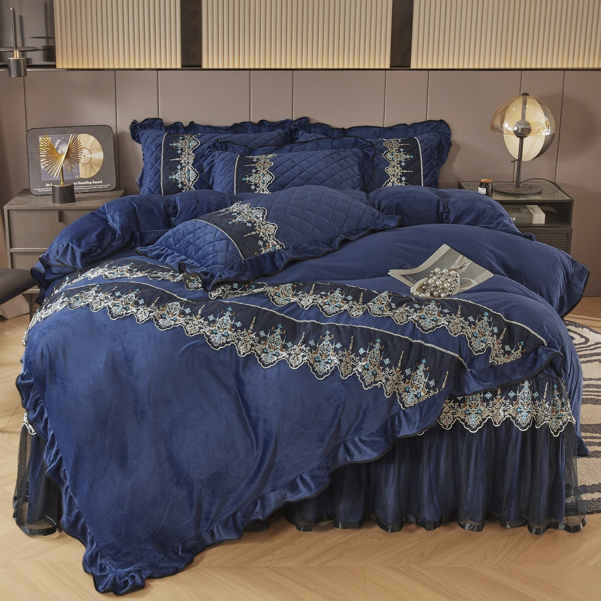 恋尚 2025新款水晶绒保暖床裙四件套-梵蒂莎（控价） 梵蒂莎-宝蓝