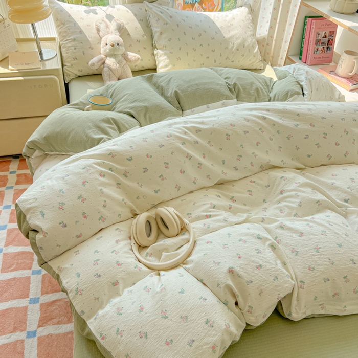 91家纺网 家纺一手货源 找家纺 玉海棠家纺 2025新款云感双层纱暗合四件套 芳草集