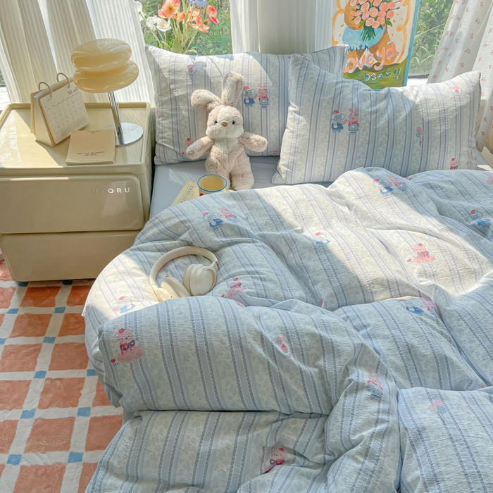 91家纺网 家纺一手货源 找家纺 玉海棠家纺 2025新款云感双层纱暗合四件套 蓝色小象