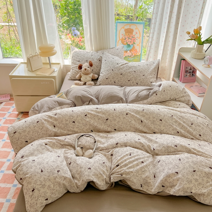 91家纺网 家纺一手货源 找家纺 玉海棠家纺 2025新款云感双层纱暗合四件套 兔与晚风