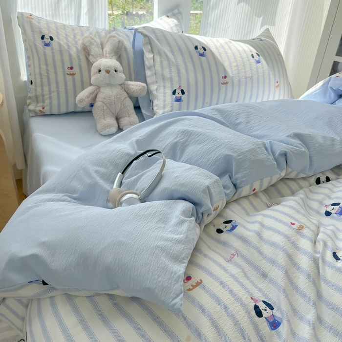 91家纺网 家纺一手货源 找家纺 玉海棠家纺 2025新款云感双层纱暗合四件套 竖条小狗