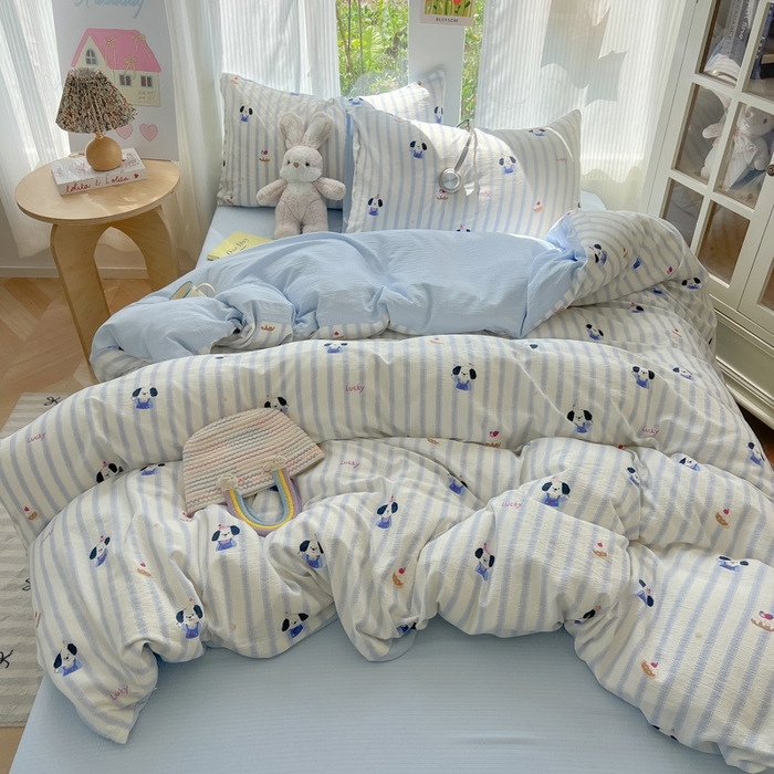 91家纺网 家纺一手货源 找家纺 玉海棠家纺 2025新款云感双层纱暗合四件套 竖条小狗