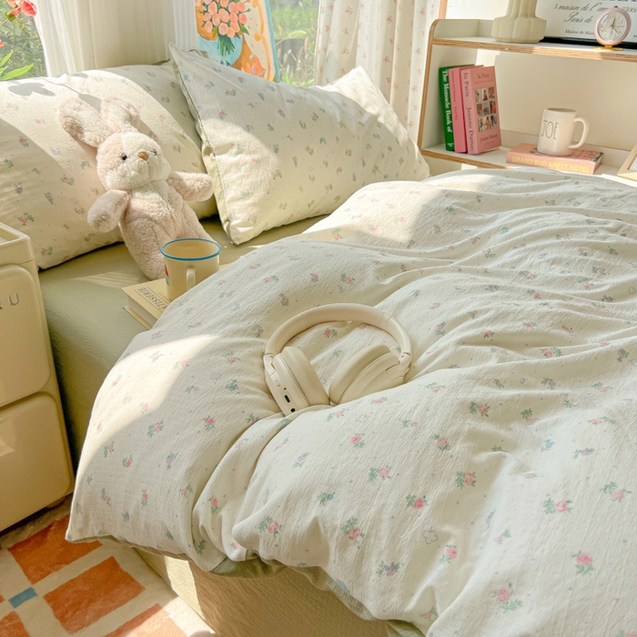 91家纺网 家纺一手货源 找家纺 玉海棠家纺 2025新款云感双层纱暗合四件套 芳草集