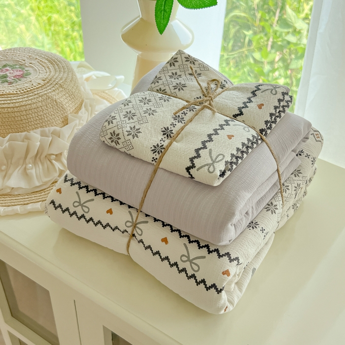 91家纺网 家纺一手货源 找家纺 玉海棠家纺 2025新款云感双层纱暗合四件套 波西米亚