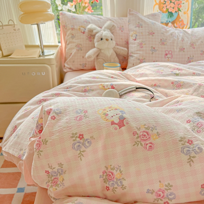 91家纺网 家纺一手货源 找家纺 玉海棠家纺 2025新款云感双层纱暗合四件套 花园小猫