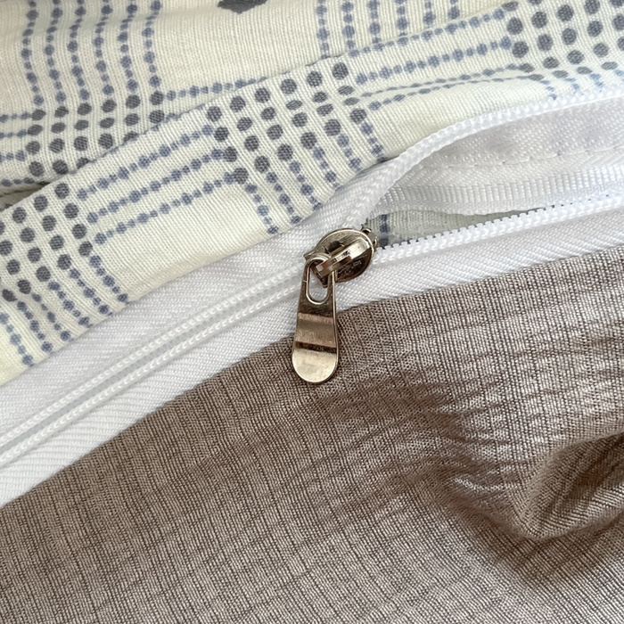 91家纺网 家纺一手货源 找家纺 玉海棠家纺 2025新款云感双层纱暗合四件套 灰雅格