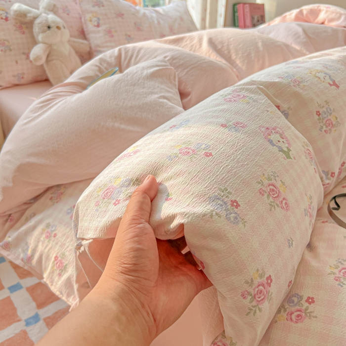 91家纺网 家纺一手货源 找家纺 玉海棠家纺 2025新款云感双层纱暗合四件套 花园小猫