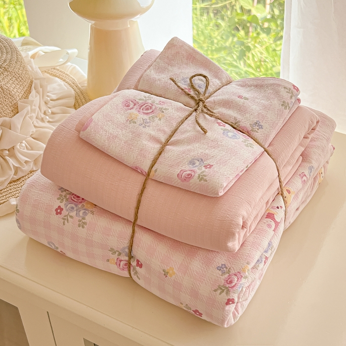 91家纺网 家纺一手货源 找家纺 玉海棠家纺 2025新款云感双层纱暗合四件套 花园小猫