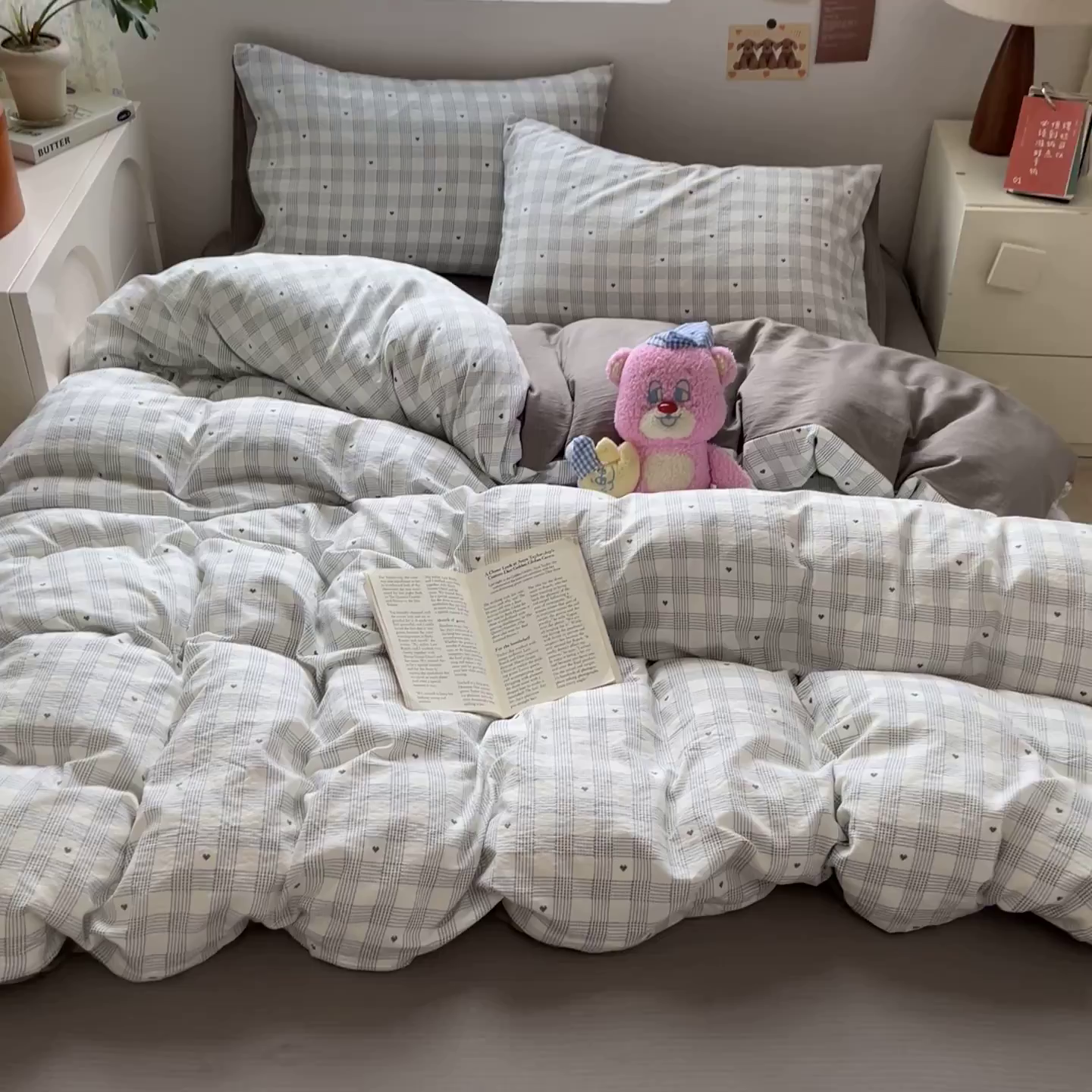 91家纺网 家纺一手货源 找家纺 玉海棠家纺 2025新款云感双层纱暗合四件套 灰雅格