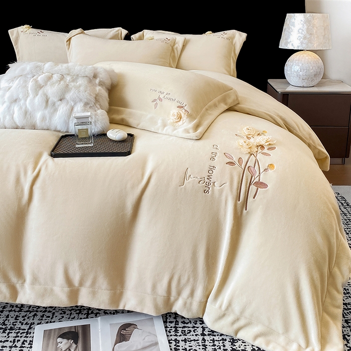 91家纺网 家纺一手货源 找家纺 席之家 2025新款刺绣牛奶绒四件套-花语 花语-奶咖