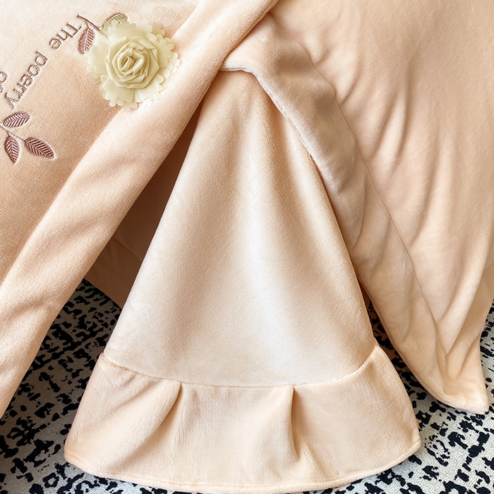 91家纺网 家纺一手货源 找家纺 席之家 2025新款刺绣牛奶绒四件套-花语 花语-卡其玉