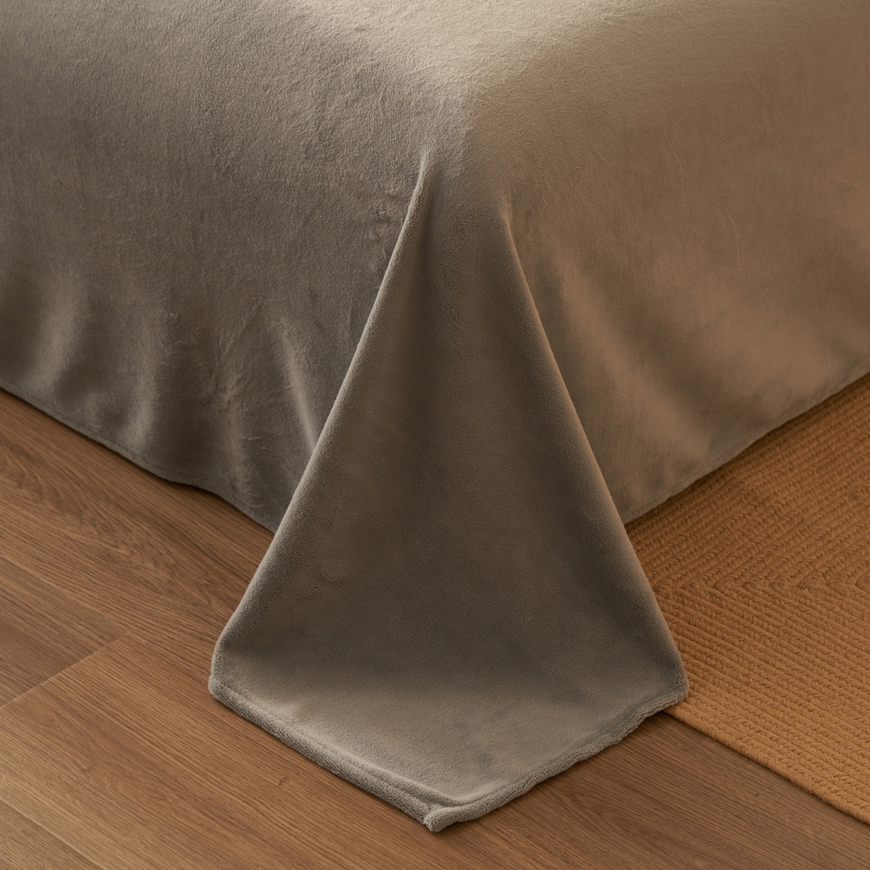 91家纺网 家纺一手货源 找家纺 （总）子由家居 2025新款牛奶绒无印风可拆洗冬被被子被芯