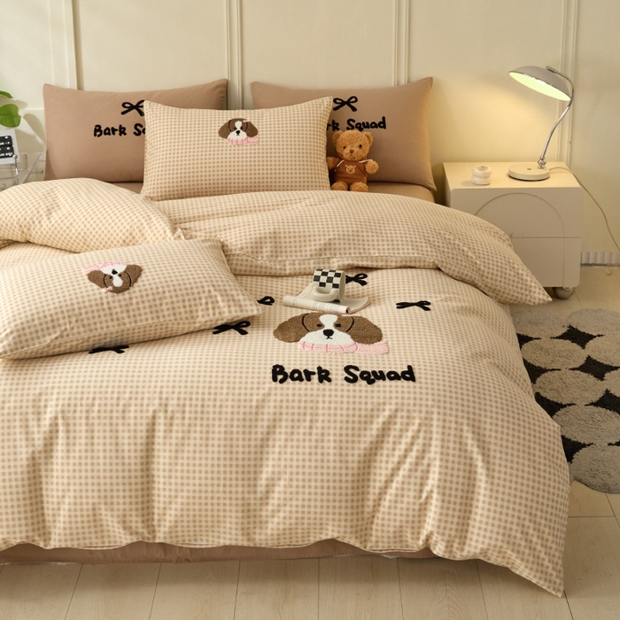 91家纺网 家纺一手货源 找家纺 （总）蓝邻家纺 2025新款全棉磨毛卡通刺绣款四件套--毛巾绣系列