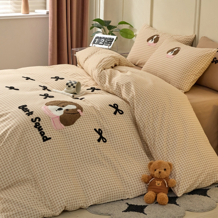 91家纺网 家纺一手货源 找家纺 （总）蓝邻家纺 2025新款全棉磨毛卡通刺绣款四件套--毛巾绣系列