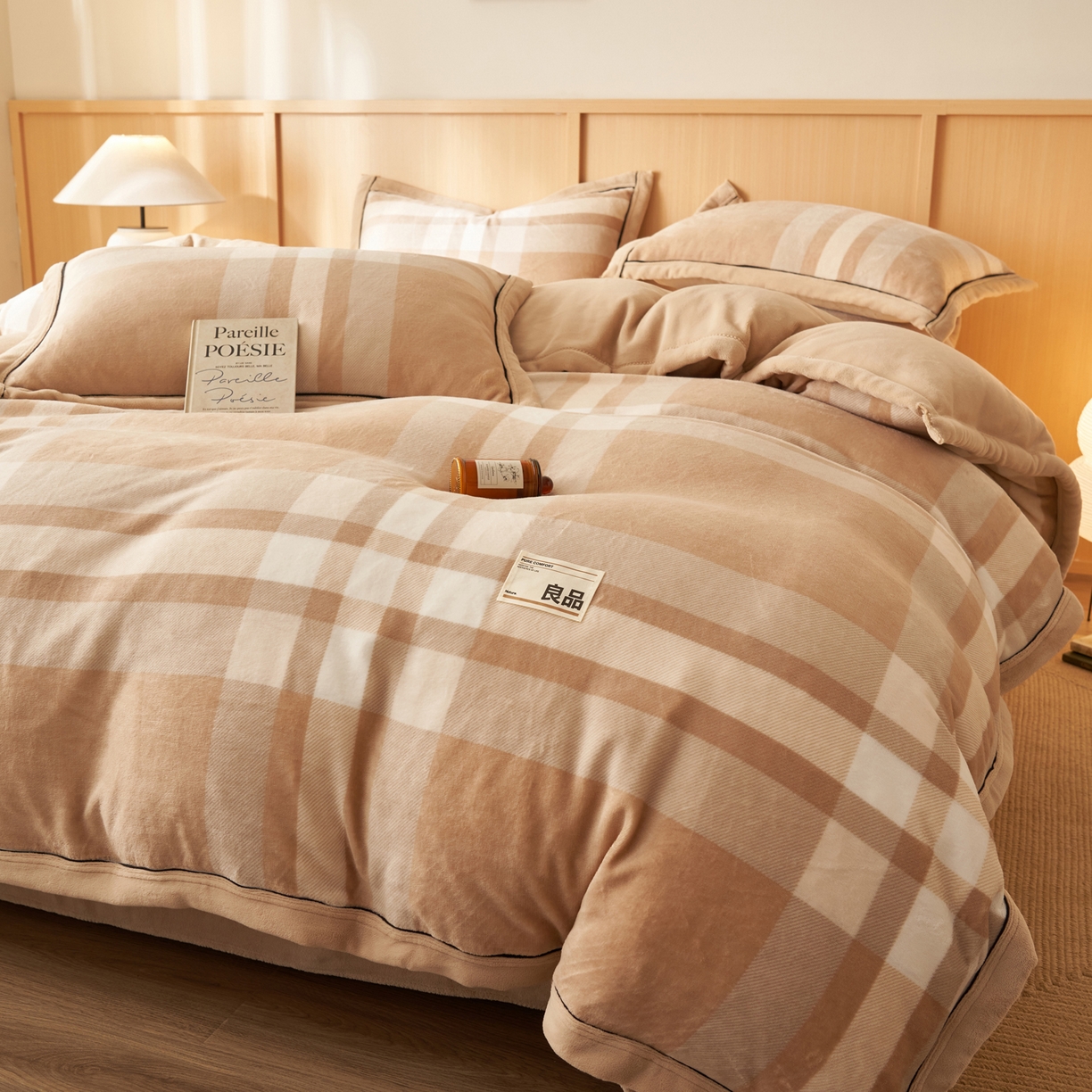 91家纺网 家纺一手货源 找家纺 子由家居 2025新款牛奶绒无印风可拆洗冬被被子被芯 大咖格