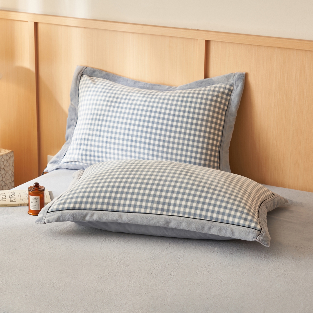 91家纺网 家纺一手货源 找家纺 子由家居 2025新款牛奶绒无印风可拆洗冬被被子被芯 天蓝小格