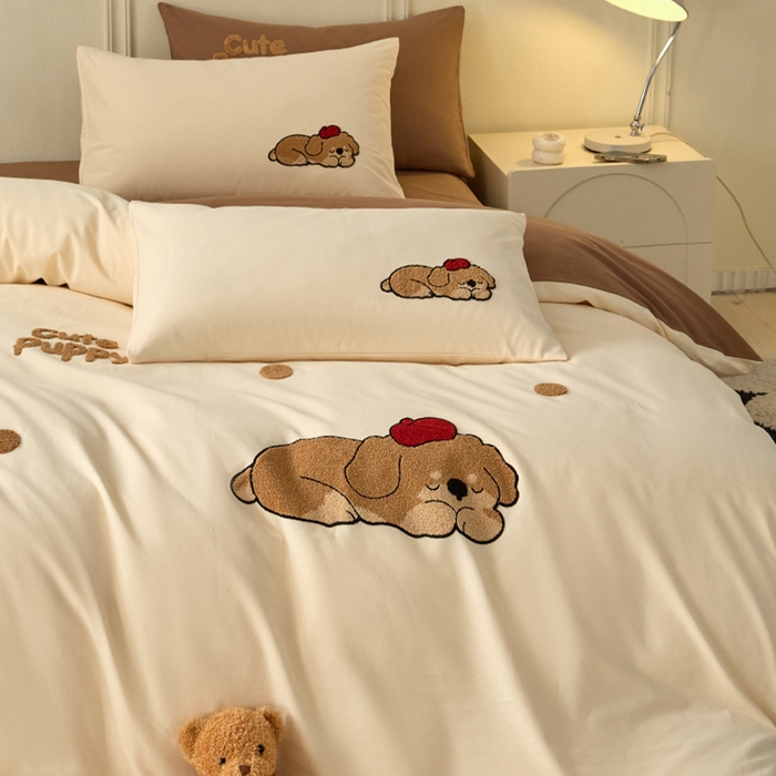 91家纺网 家纺一手货源 找家纺 （总）蓝邻家纺 2025新款全棉磨毛卡通刺绣款四件套--毛巾绣系列